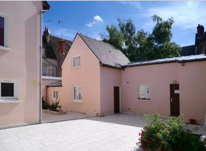 Coeur De Ville, Calme, Spacieux,Parking Et Wifi ! Chartres Dış mekan fotoğraf